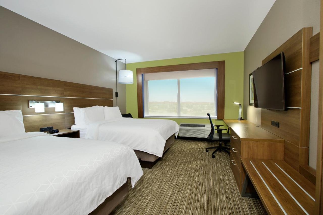 Express & Dallas Nw Toyota Stdm By Ihg Hotel 3*